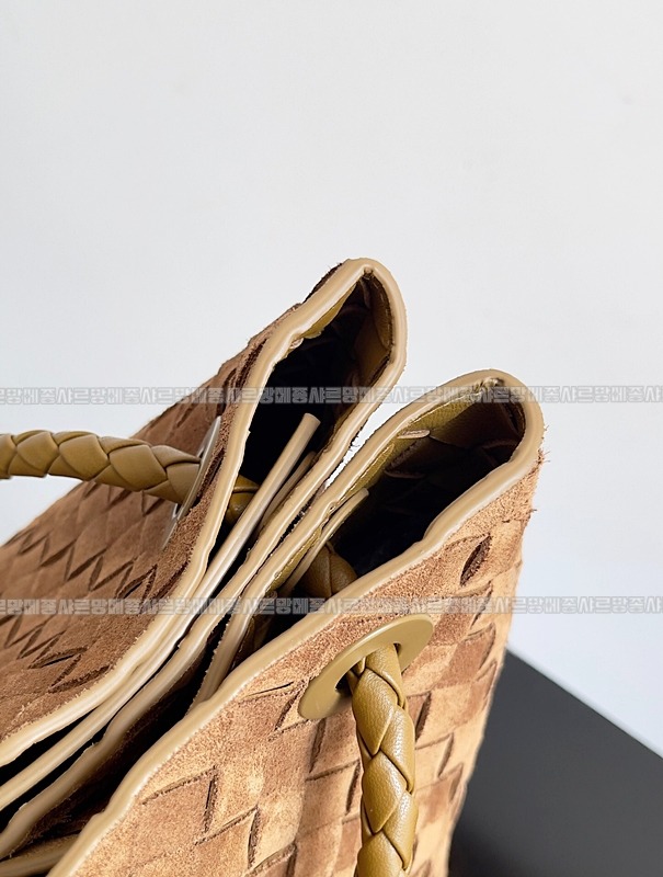 보테가베네타안디아모라지 20260213-103846-006루.jpg