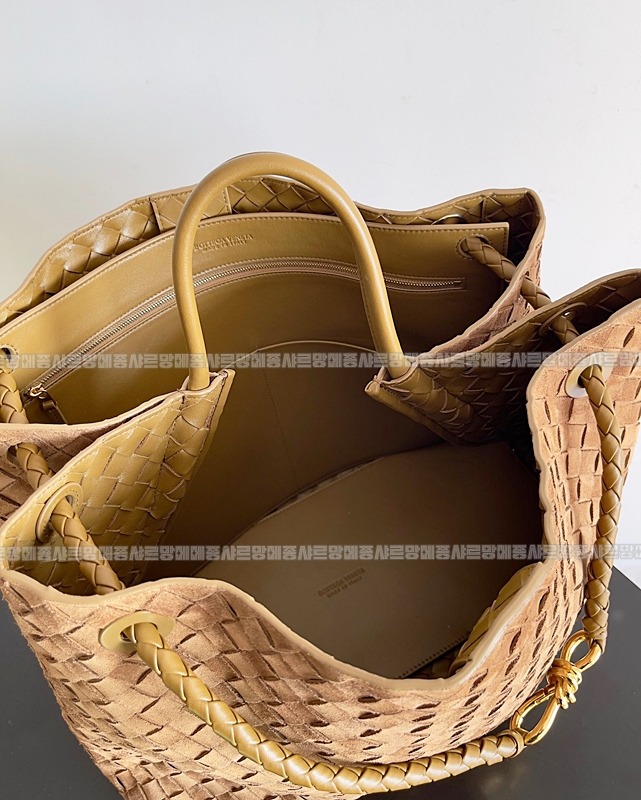 보테가베네타안디아모라지 20260213-103847-009루.jpg