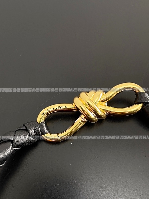 보테가베네타안디아모라지 20260213-104821-008루.jpg