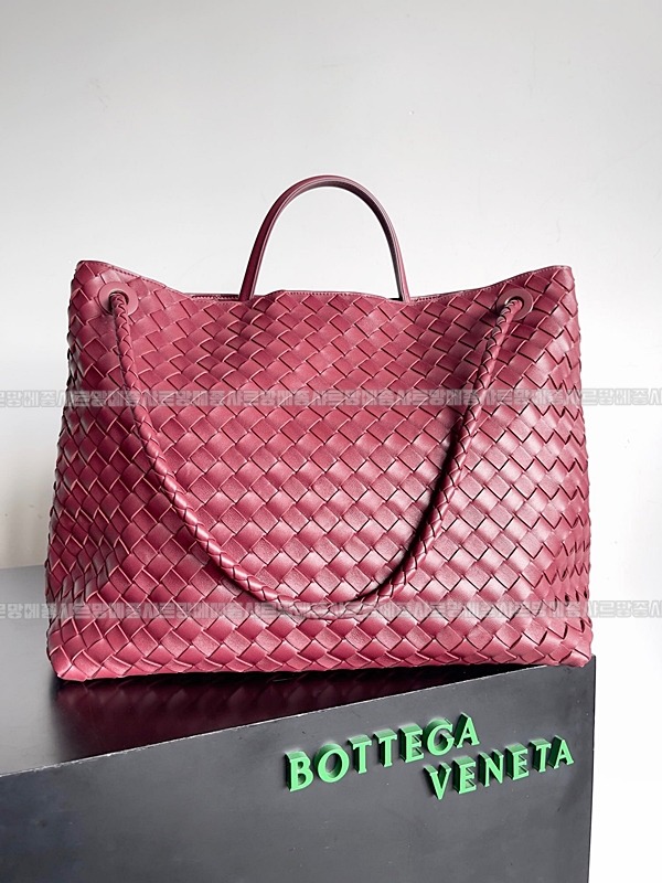 보테가베네타안디아모라지 20260213-105036-006루.jpg