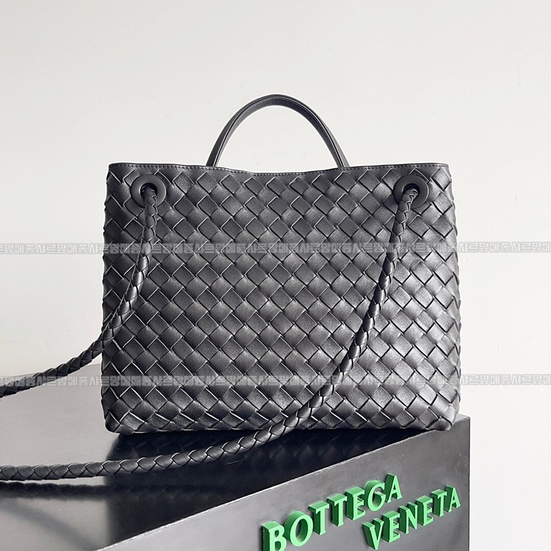 보테가베네타안디아모미디움 20260213-105818-002루.jpg