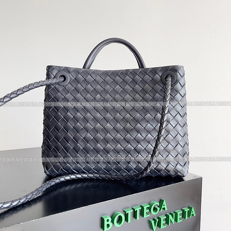 보테가베네타안디아모미디움 20260213-110630-002루.jpg