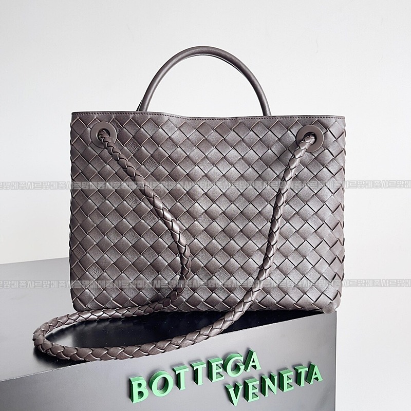 보테가베네타안디아모미디움 20260213-115055-002루.jpg