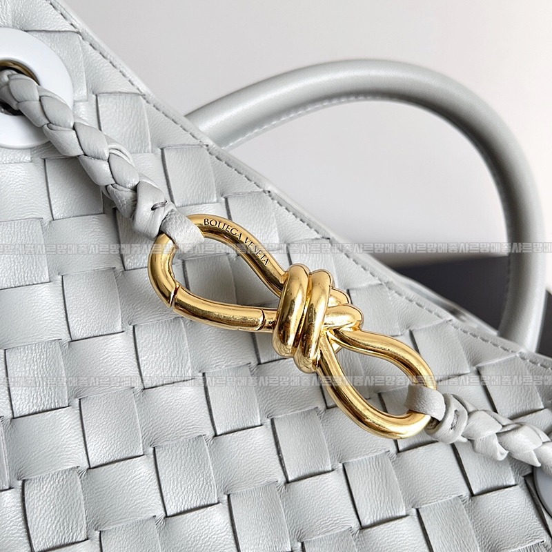 보테가베네타안디아모스몰 20260213-124223-006루.jpg