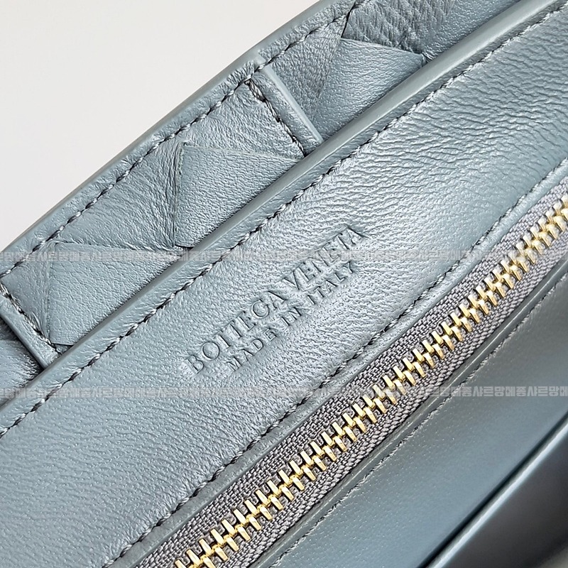 보테가베네타안디아모스몰 20260213-124826-007루.jpg