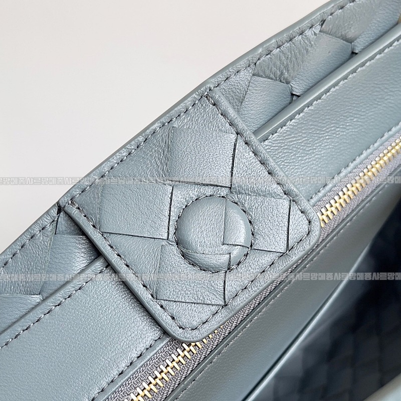 보테가베네타안디아모스몰 20260213-124826-008루.jpg