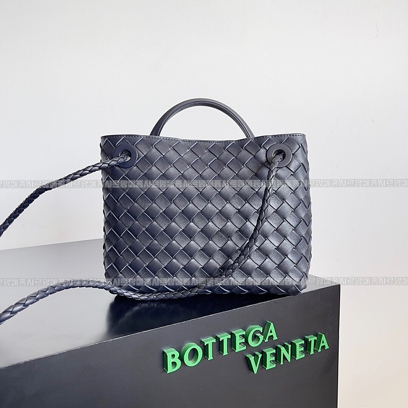 보테가베네타안디아모스몰 20260213-125444-002루.jpg