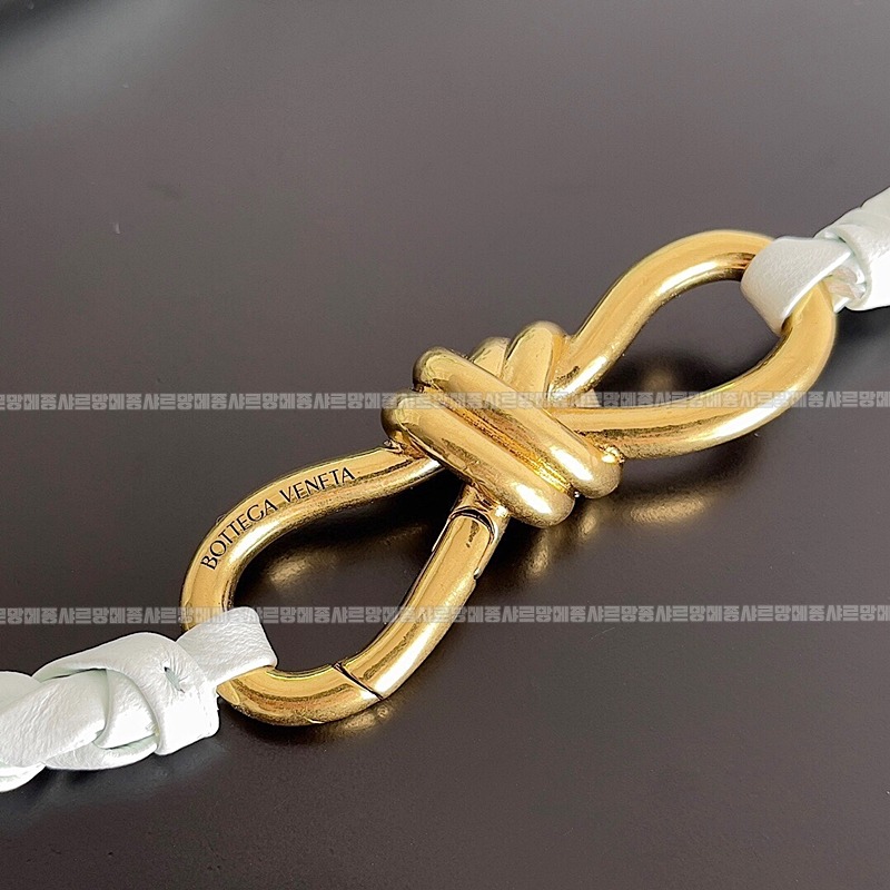 보테가베네타안디아모스몰 20260213-131940-006루.jpg