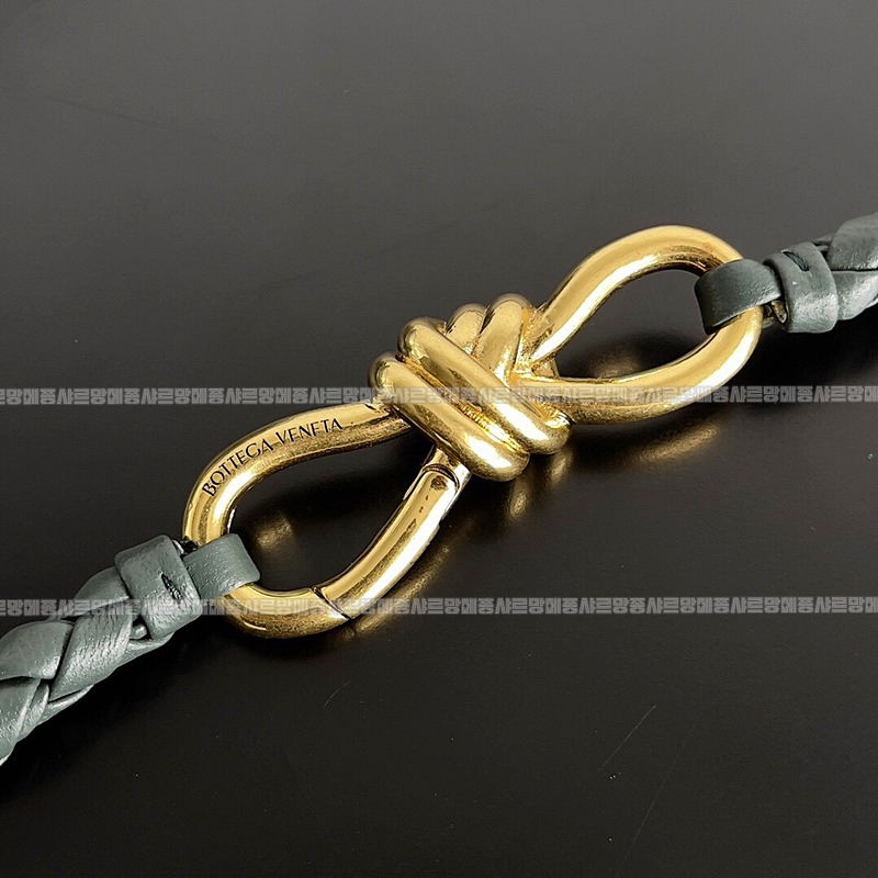 보테가베네타안디아모스몰 20260213-132136-006루.jpg