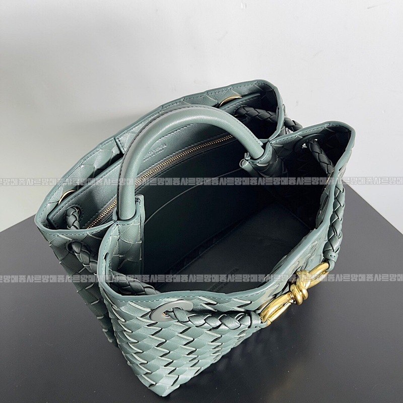 보테가베네타안디아모스몰 20260213-132136-009루.jpg