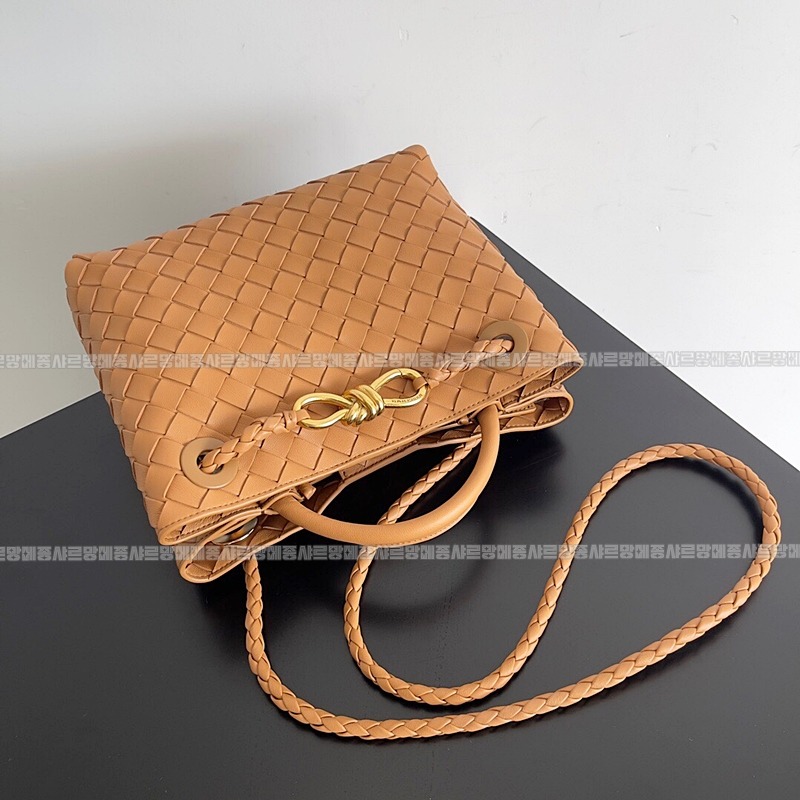 보테가베네타안디아모스몰 20260213-132325-006루.jpg