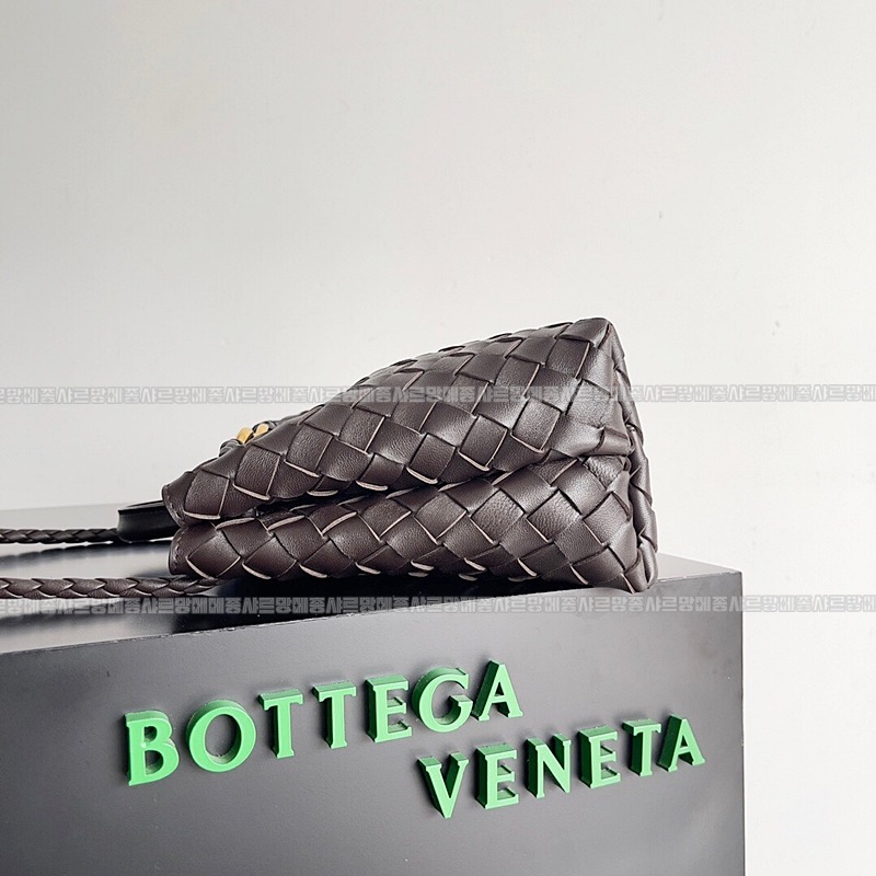 보테가베네타안디아모스몰 20260213-132607-002루.jpg