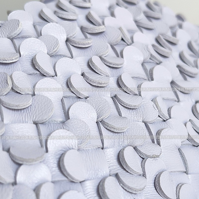 보테가베네타위빙미니세틴백 20260213-134525-007루.jpg