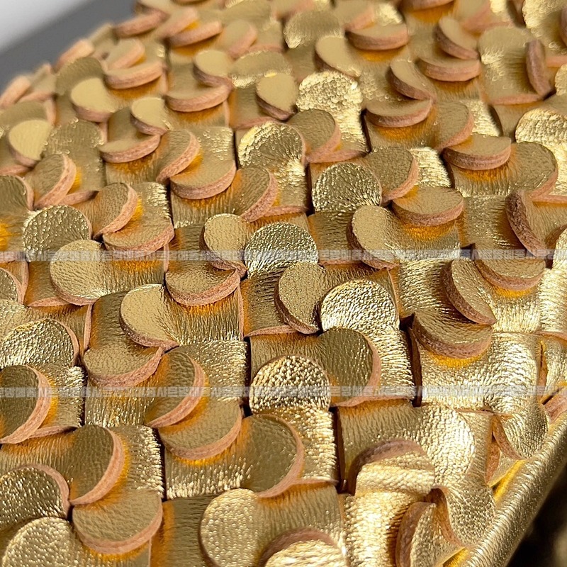 보테가베네타위빙미니세틴백 20260213-134922-004루.jpg