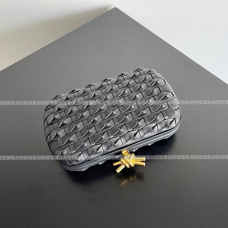 보테가베네타크노트백 20260213-140146-006루.jpg