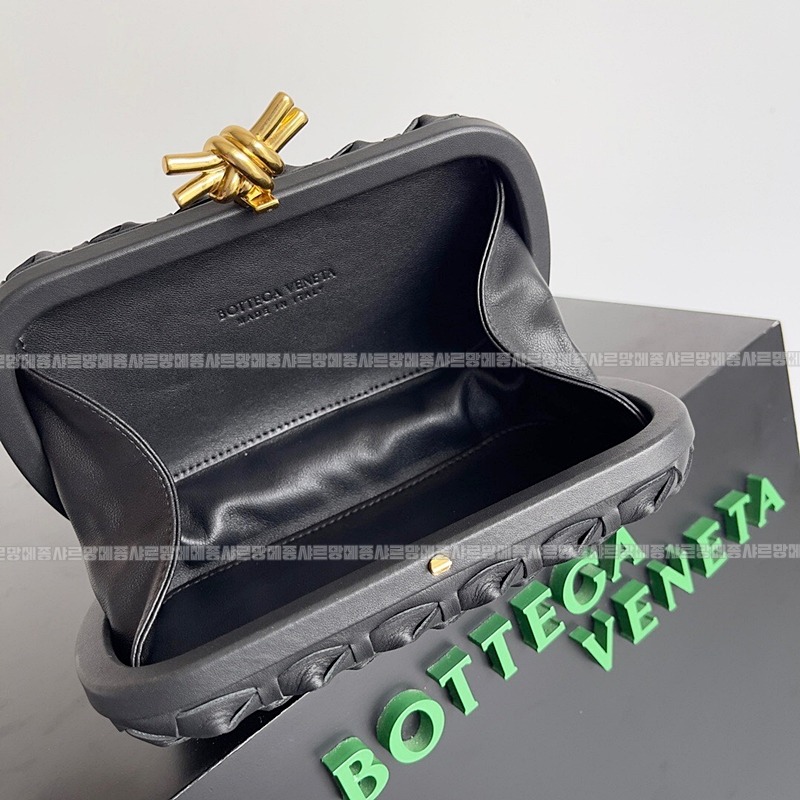 보테가베네타크노트백 20260213-140147-009루.jpg