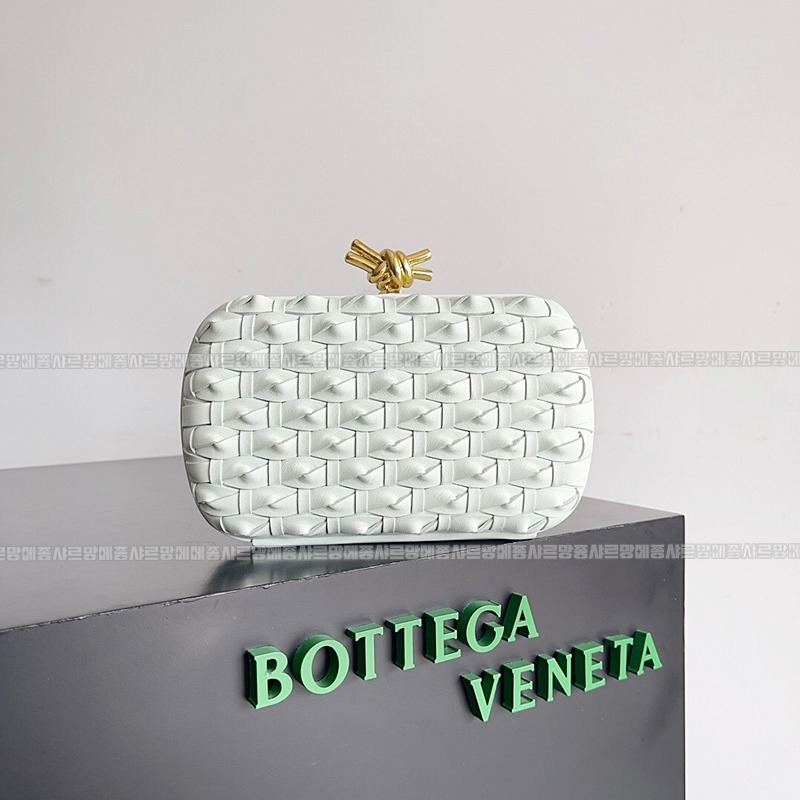 보테가베네타크노트백 20260213-140528-001루.jpg