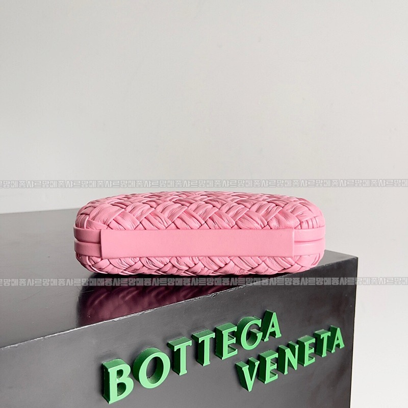 보테가베네타크노트백 20260213-141643-003루.jpg