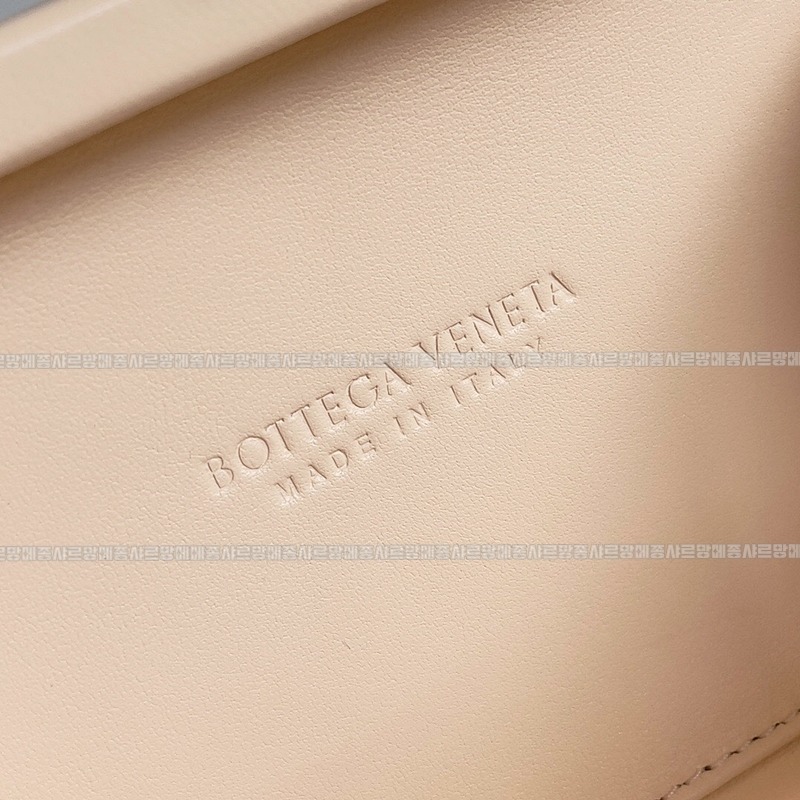 보테가베네타크노트백 20260213-142237-008루.jpg