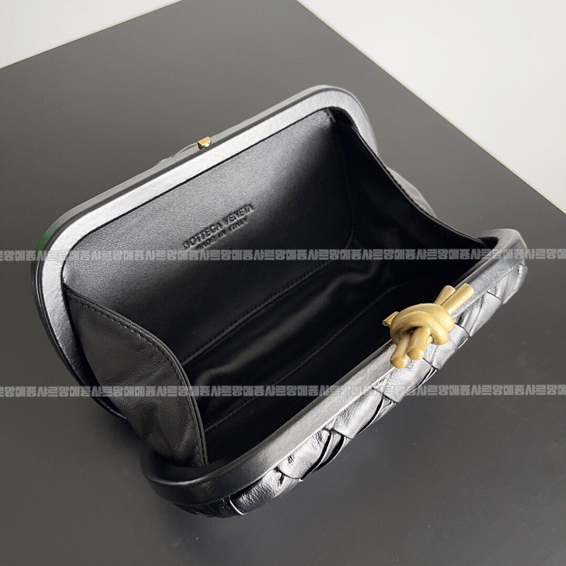 보테가베네타크노트백 20260213-142414-009루.jpg