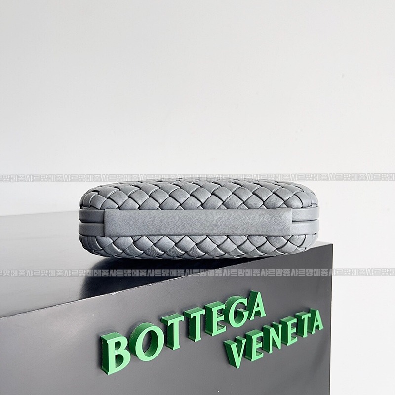 보테가베네타크노트백 20260213-142654-003루.jpg