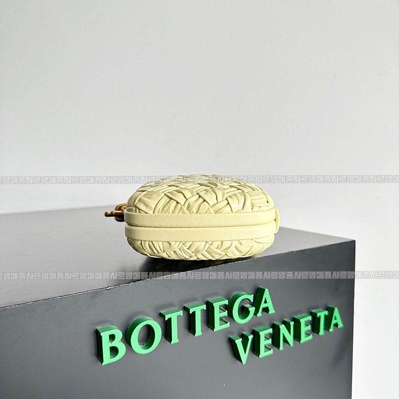 보테가베네타크노트백 20260213-143053-002루.jpg