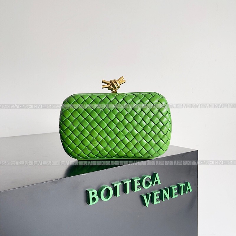 보테가베네타크노트백 20260213-143240-001루.jpg