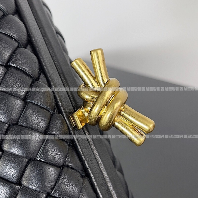 보테가베네타크노트백 20260213-145328-004루.jpg