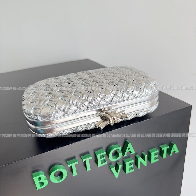 보테가베네타크노트백 20260213-152548-002루.jpg