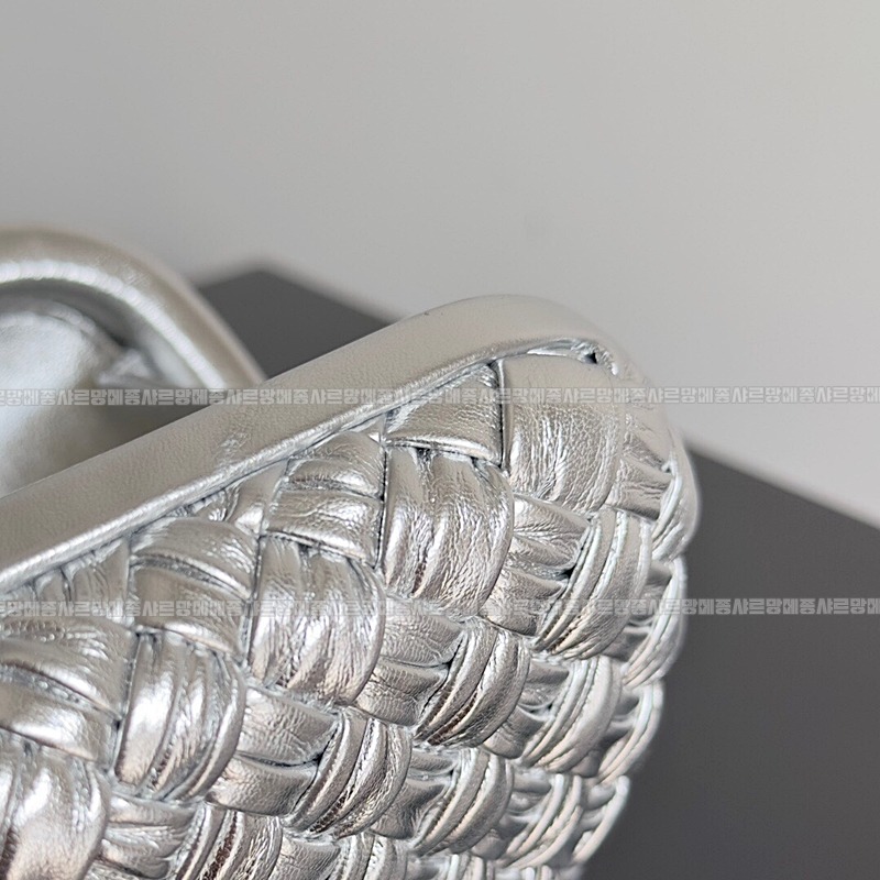 보테가베네타크노트백 20260213-152548-006루.jpg