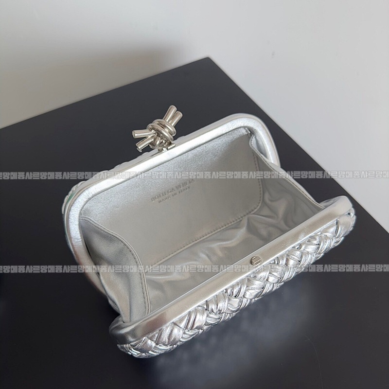 보테가베네타크노트백 20260213-152549-008루.jpg