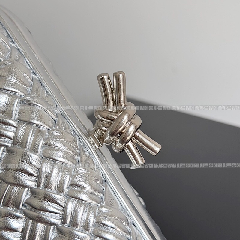 보테가베네타크노트백 20260213-152549-009루.jpg