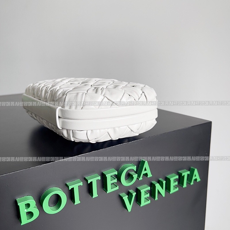 보테가베네타크노트백 20260213-153207-004루.jpg