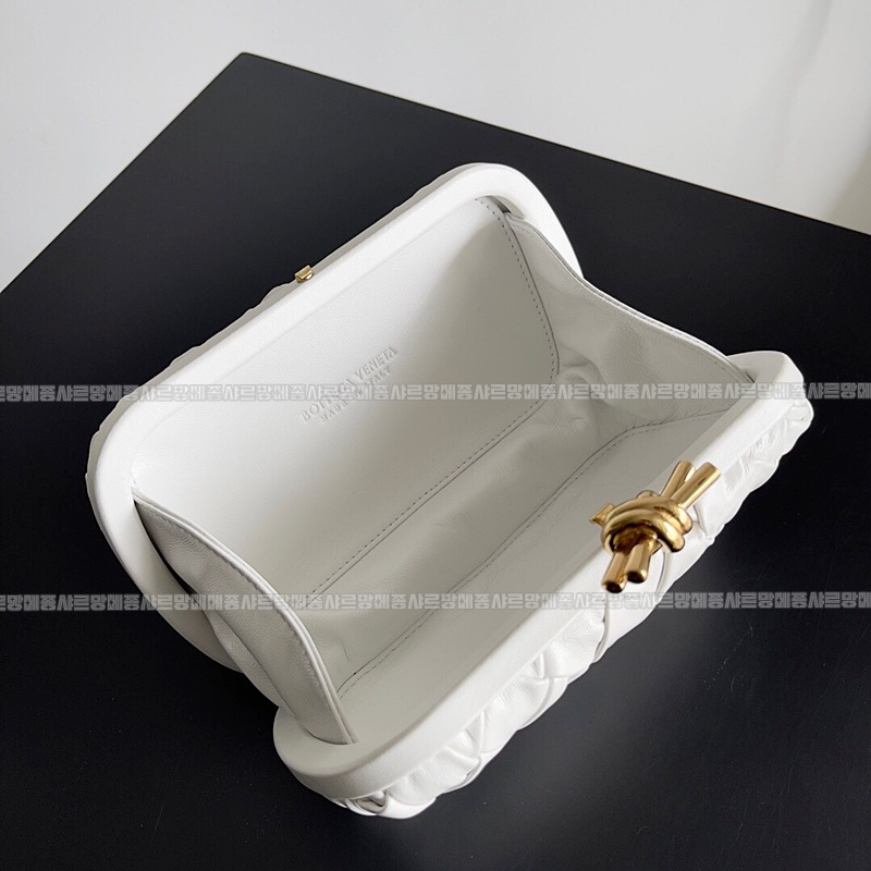 보테가베네타크노트백 20260213-153207-006루.jpg