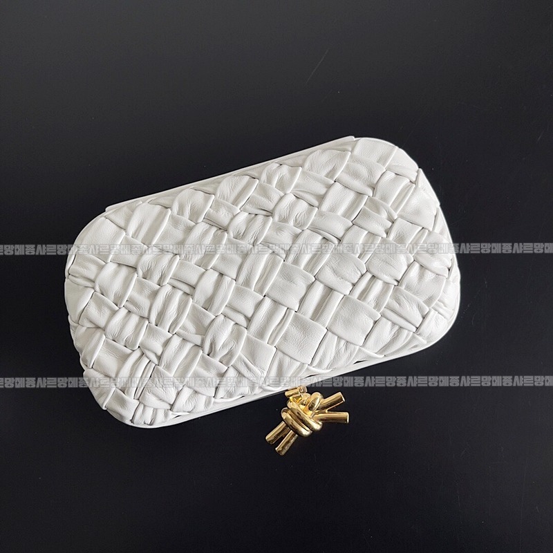 보테가베네타크노트백 20260213-153207-005루.jpg