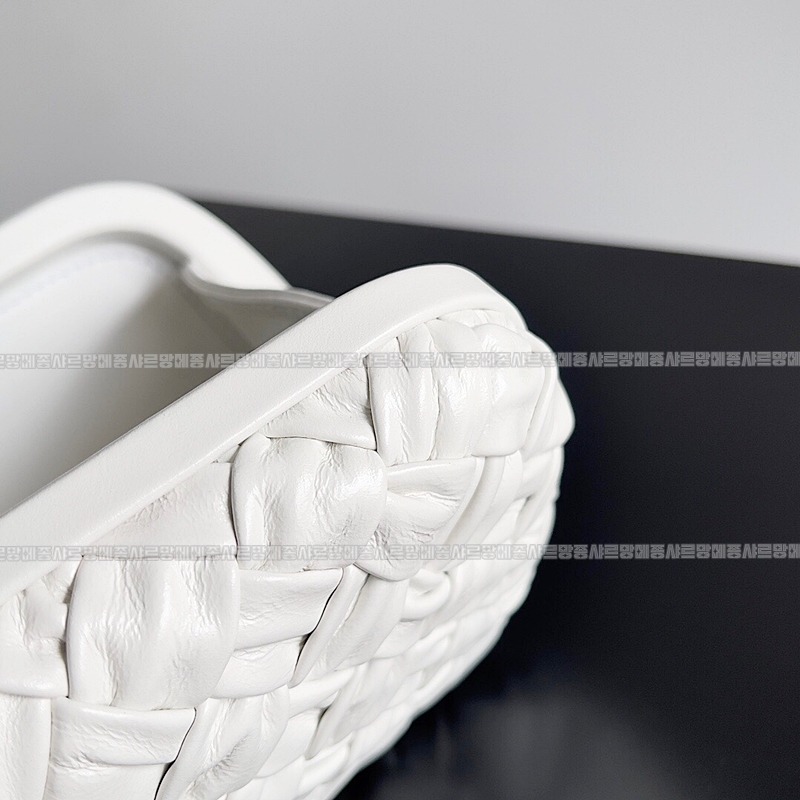 보테가베네타크노트백 20260213-153208-009루.jpg