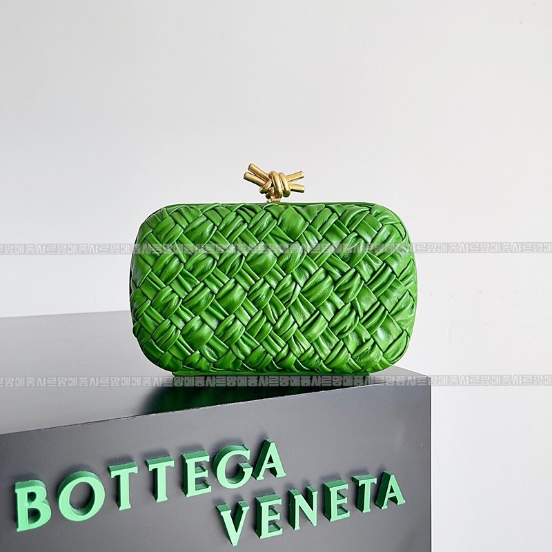 보테가베네타크노트백 20260213-153730-001루.jpg