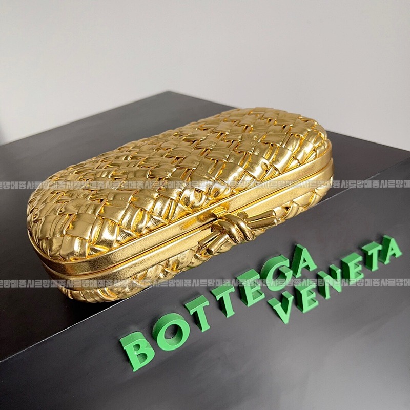 보테가베네타크노트백 20260213-153938-002루.jpg