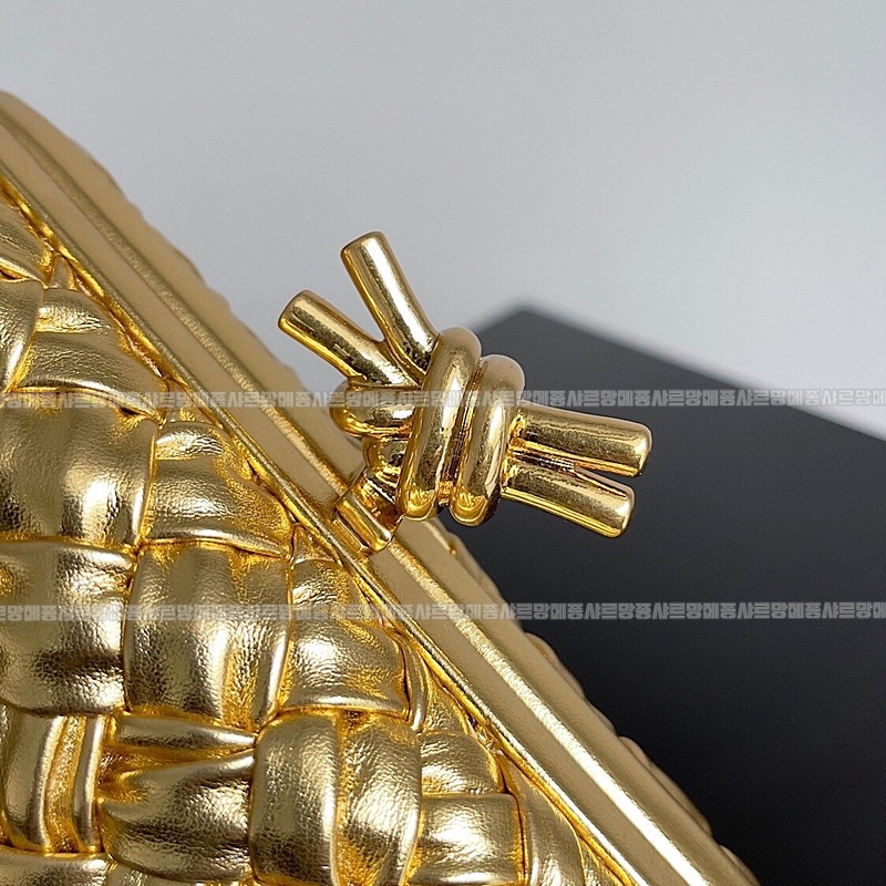 보테가베네타크노트백 20260213-153938-003루.jpg