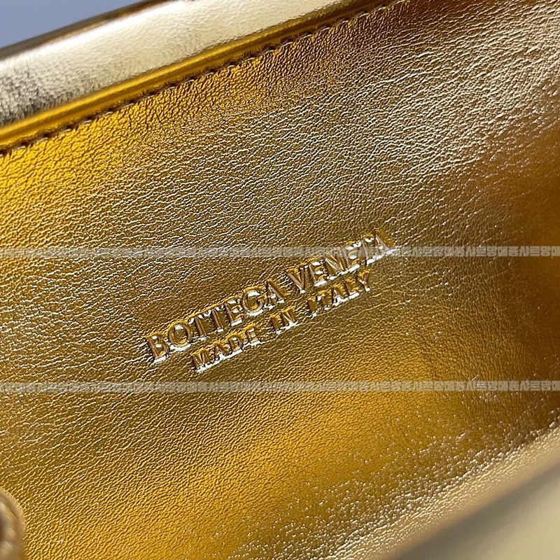 보테가베네타크노트백 20260213-153938-007루.jpg