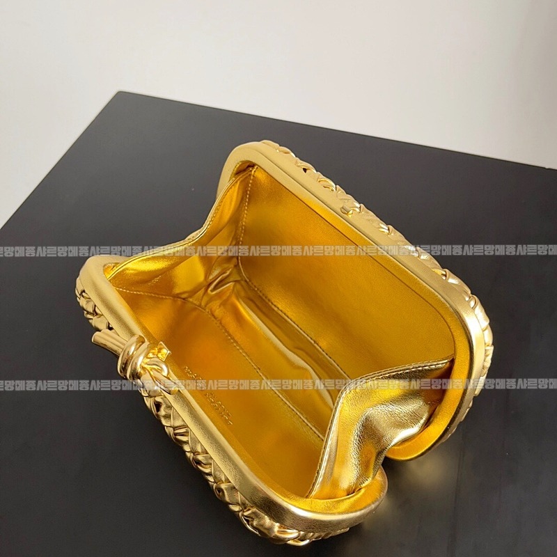 보테가베네타크노트백 20260213-153938-008루.jpg