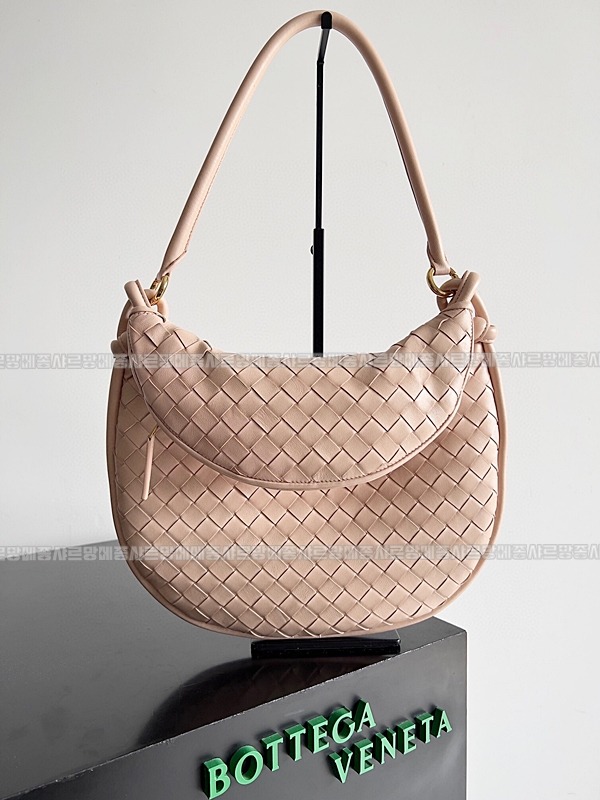 보테가베네타제멜리백 20260213-160049-001루.jpg