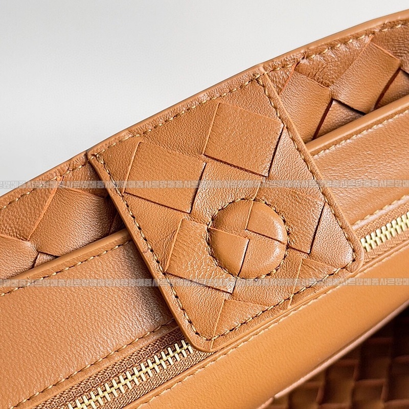 보테가베네타안다아모백 20260213-160713-007루.jpg