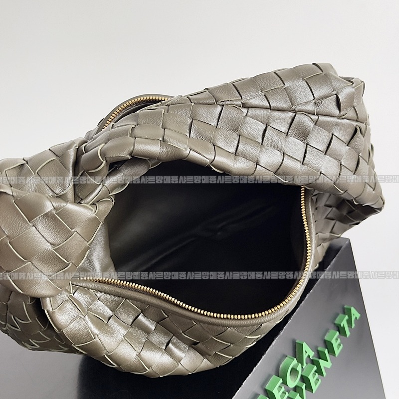 보테가베네타조디백 20260213-162514-009루.jpg