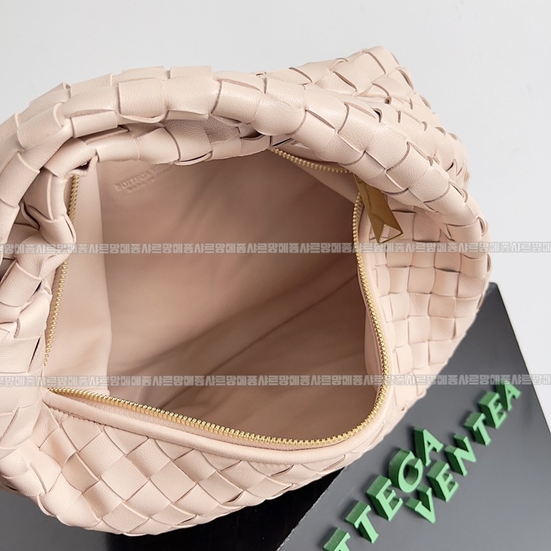 보테가베네타조디백미디움 20260213-164431-009루.jpg