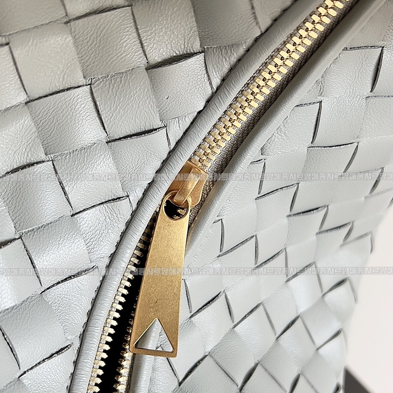 보테가베네타조디백미디움 20260213-164655-008루.jpg