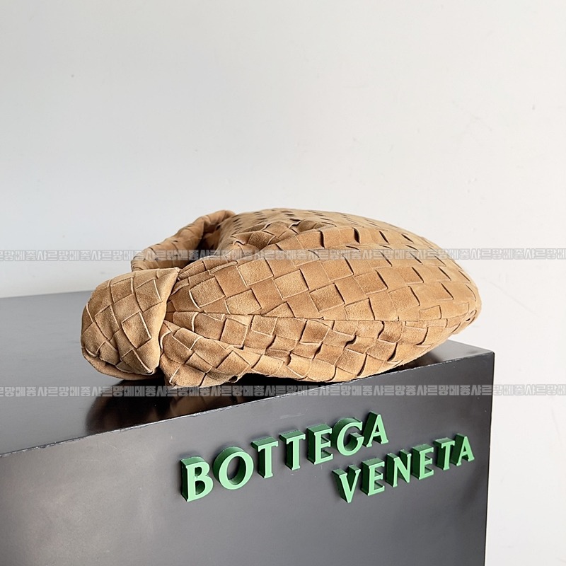 보테가베네타조디백미디움 20260213-164852-003루.jpg