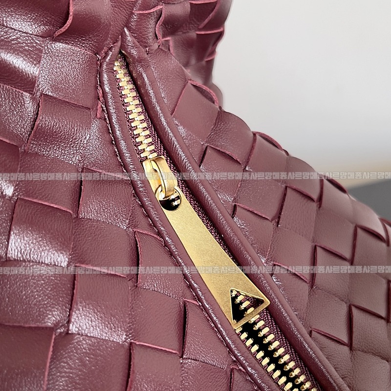 보테가베네타조디백미디움 20260213-165056-007루.jpg