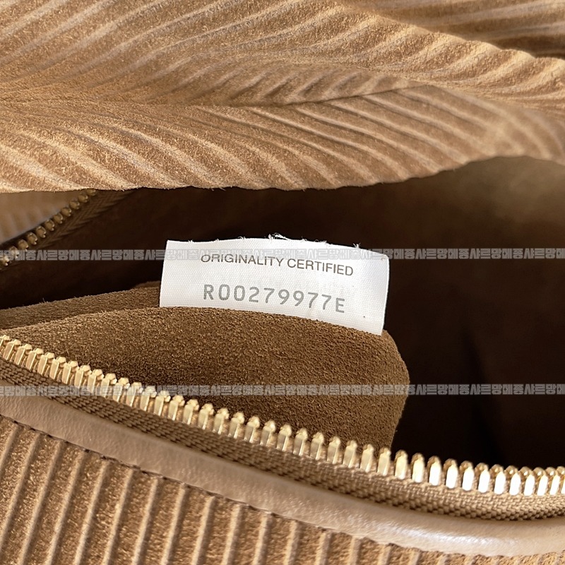 보테가베네타조디백미디움 20260213-165351-009루.jpg