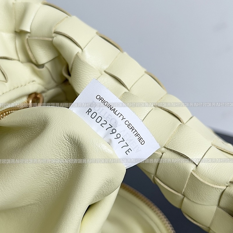 보테가베네타조디백미디움 20260213-170108-007루.jpg